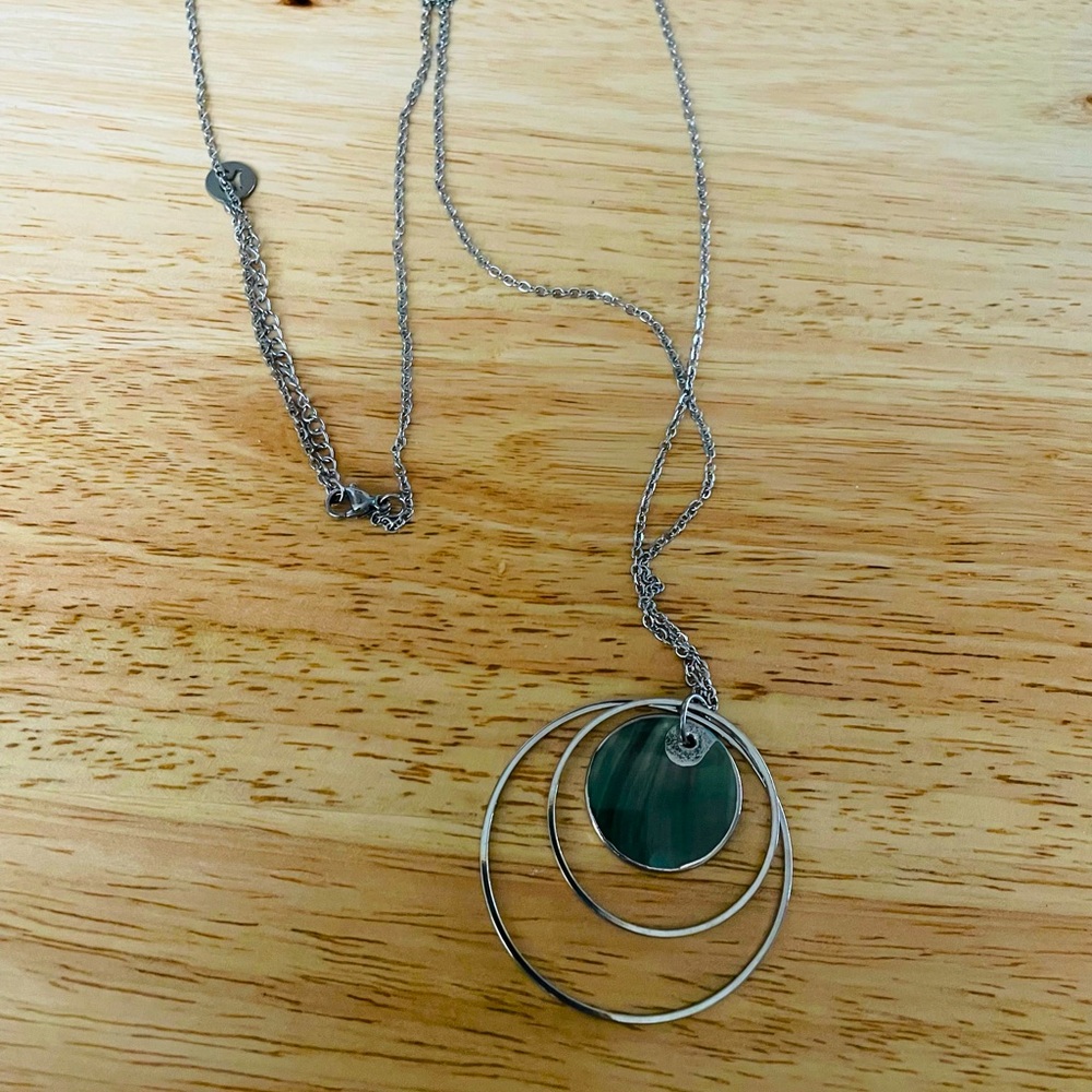 Gorgeous long necklace